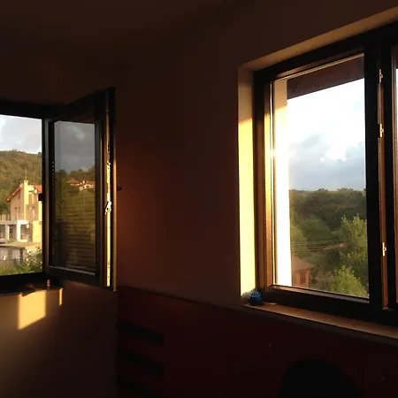 Pensjonat Zapovedni Rai *